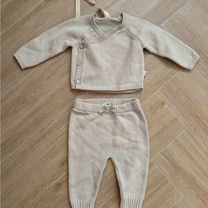 Snug Baby knit set